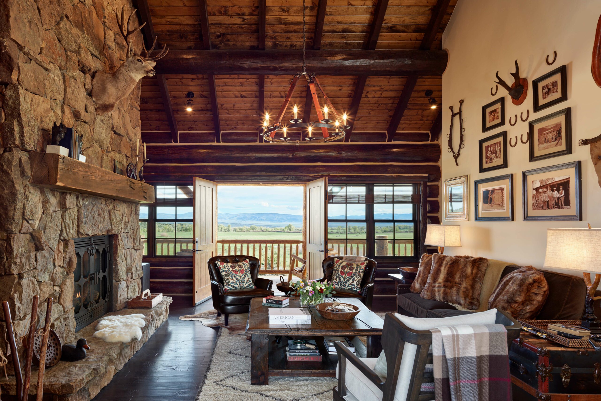Luxury Cabin Living Room
